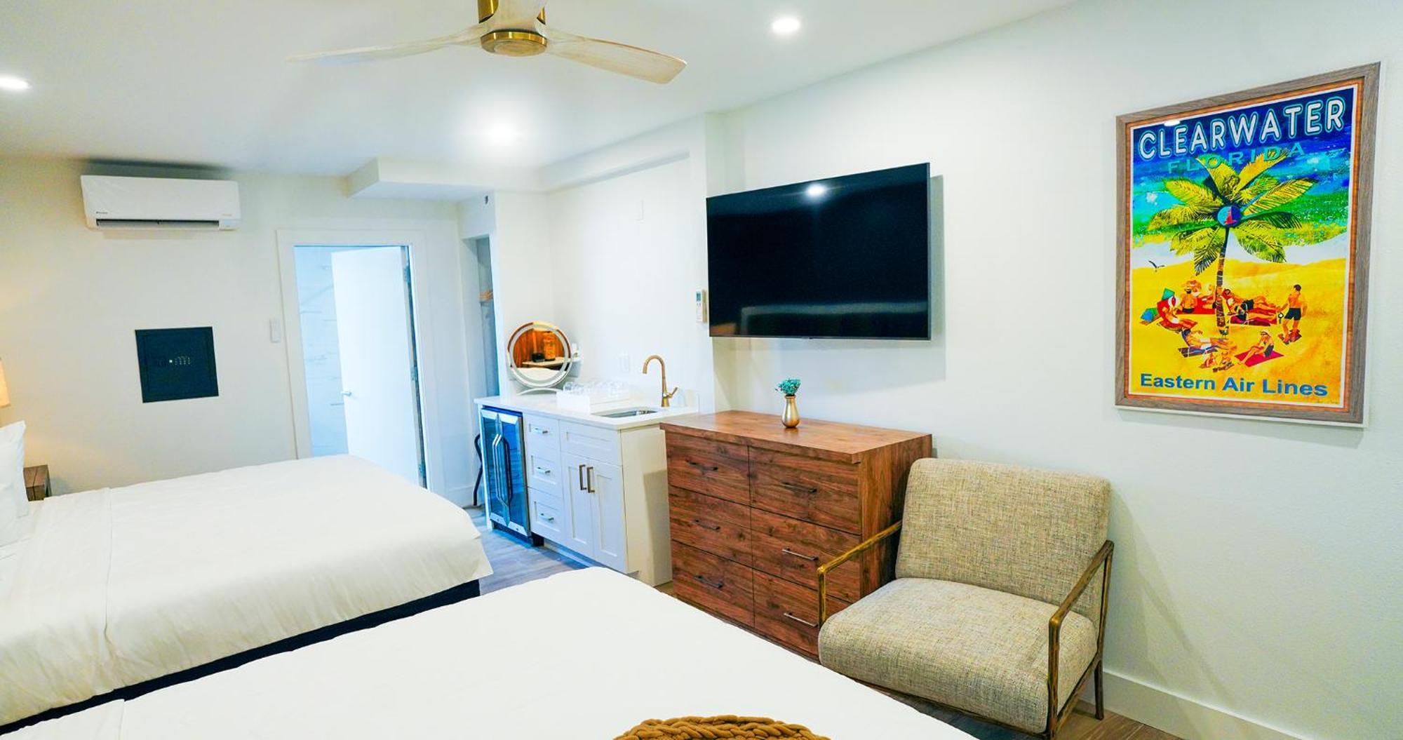 شاطئ كليرووتر Ivory Sands Beach Suites المظهر الخارجي الصورة